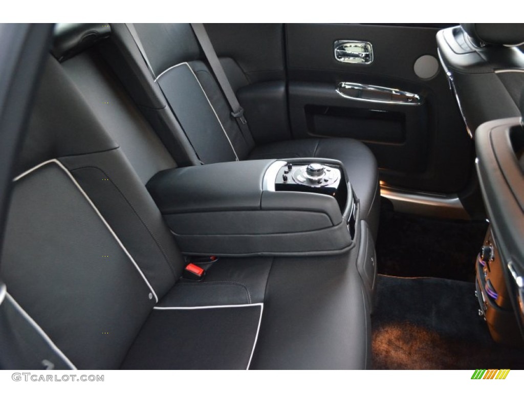 2012 Rolls-Royce Ghost Standard Ghost Model Rear Seat Photo #72968644