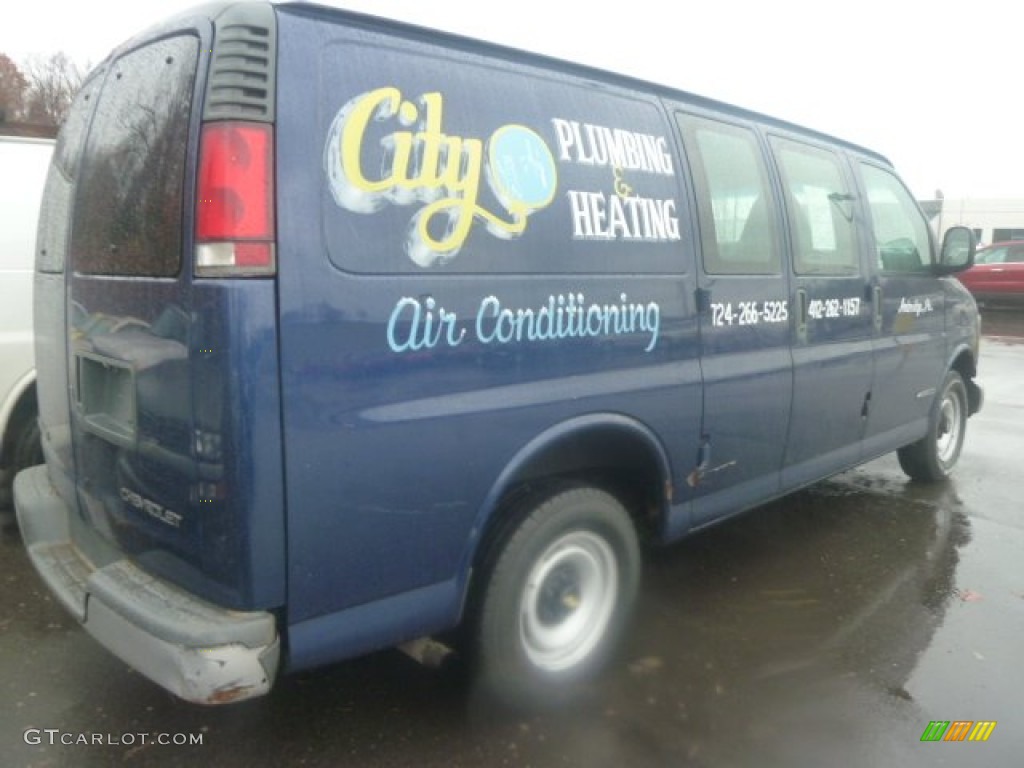 2002 Express 2500 Commercial Van - Indigo Blue Metallic / Dark Pewter photo #3