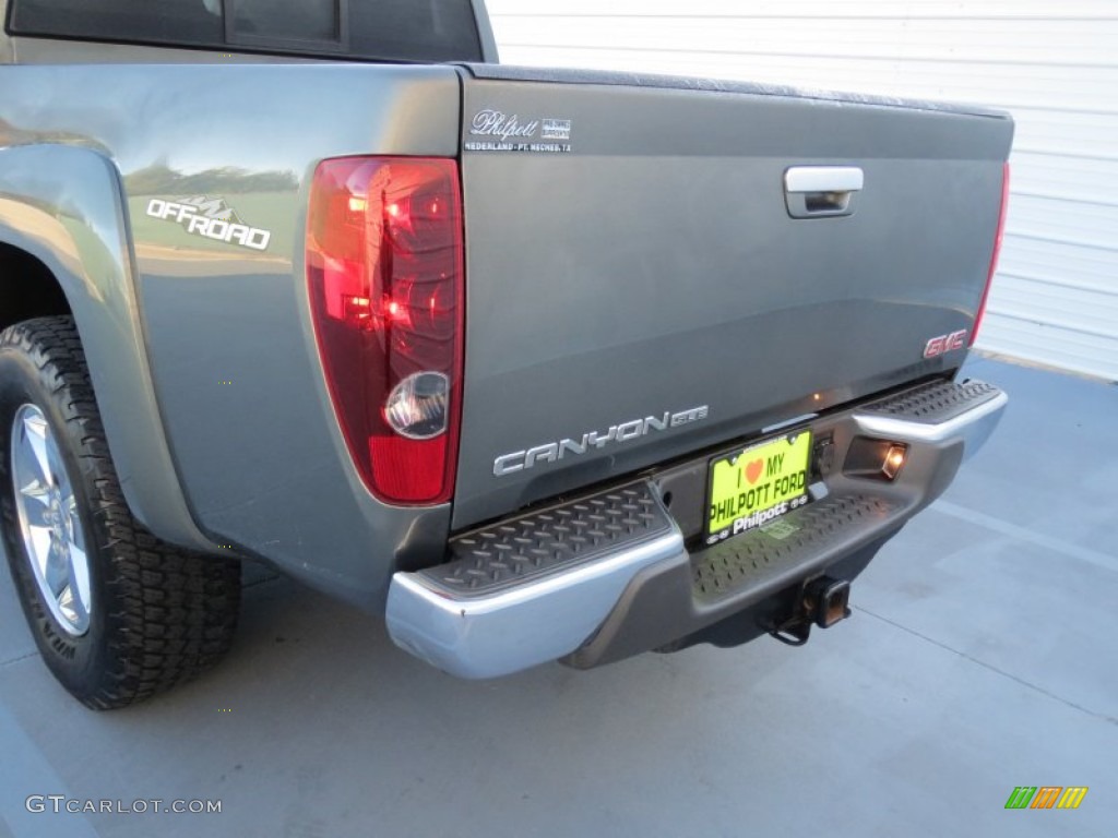 2011 Canyon SLE Crew Cab - Gray Green Metallic / Ebony photo #19