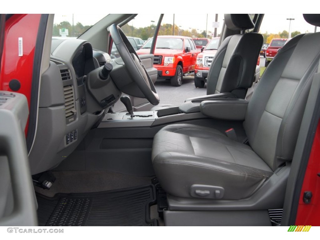 2005 Nissan Titan LE Crew Cab 4x4 interior Photo #72971718