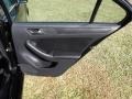 Black - Jetta SE Sedan Photo No. 9