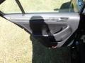 Black - Jetta SE Sedan Photo No. 11