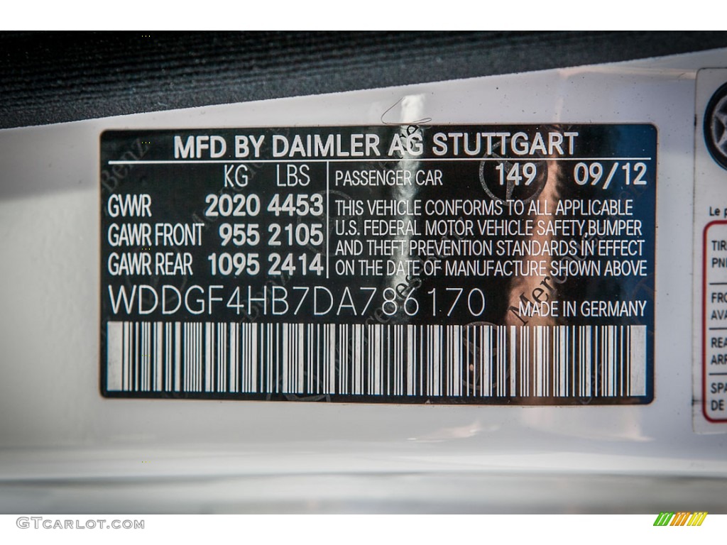 2013 C Color Code 149 for Polar White Photo #72972906