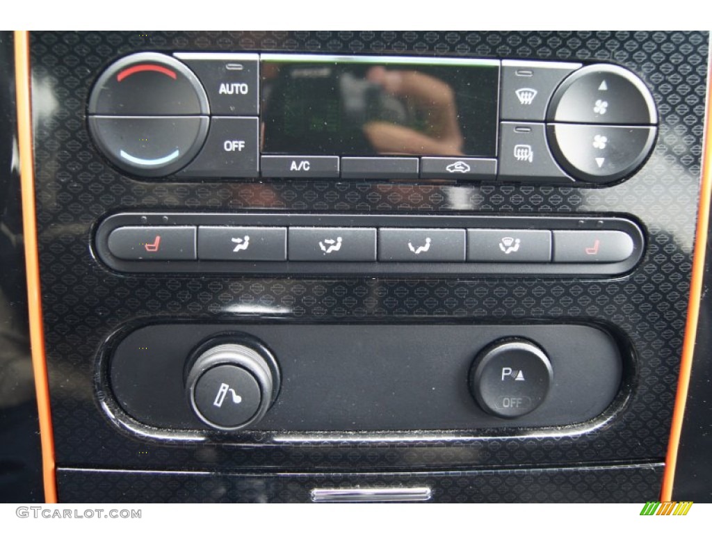2007 Ford F150 Harley-Davidson SuperCrew Controls Photo #72972983
