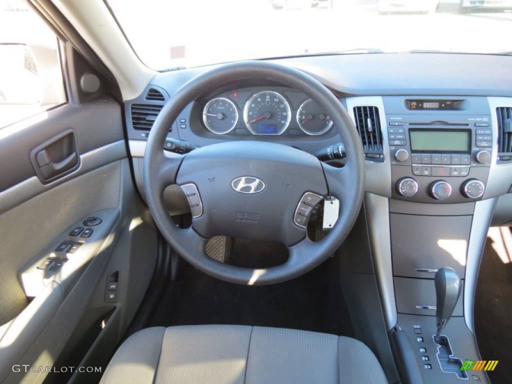 2009 Hyundai Sonata GLS Gray Dashboard Photo #72974493
