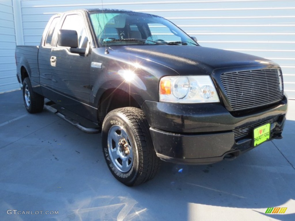 2005 F150 STX SuperCab 4x4 - Black / Medium Flint Grey photo #1