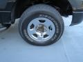 2005 Black Ford F150 STX SuperCab 4x4  photo #14