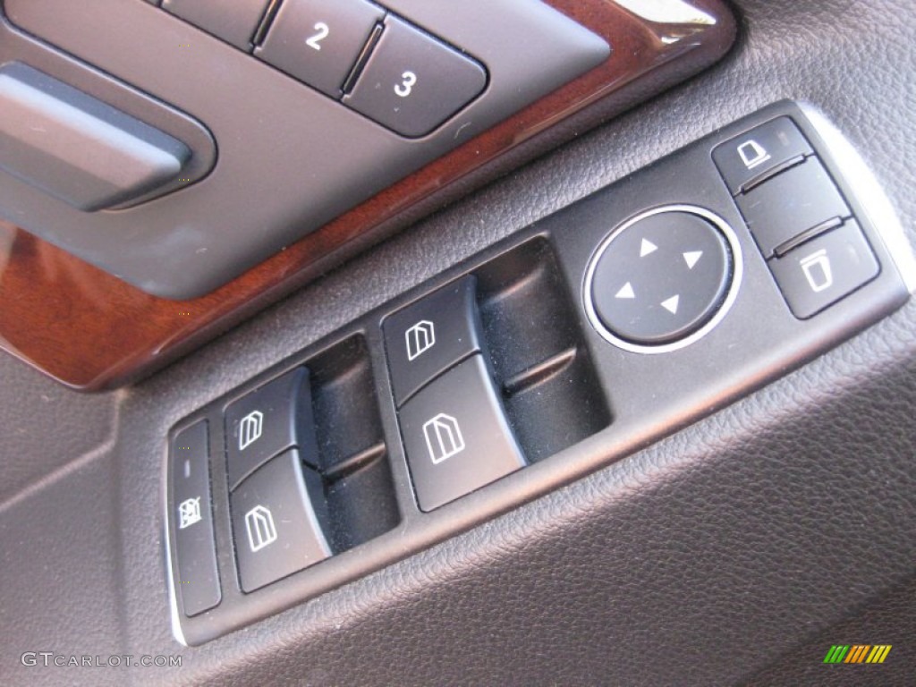2011 Mercedes-Benz GLK 350 Controls Photo #72975225