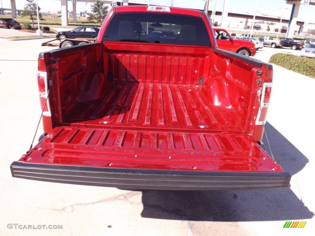 2010 F150 XLT SuperCrew - Red Candy Metallic / Tan photo #19