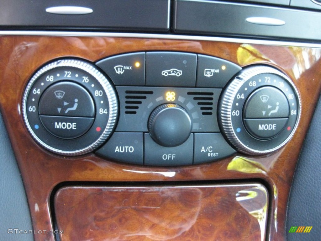 2009 Mercedes-Benz SL 550 Roadster Controls Photo #72975894