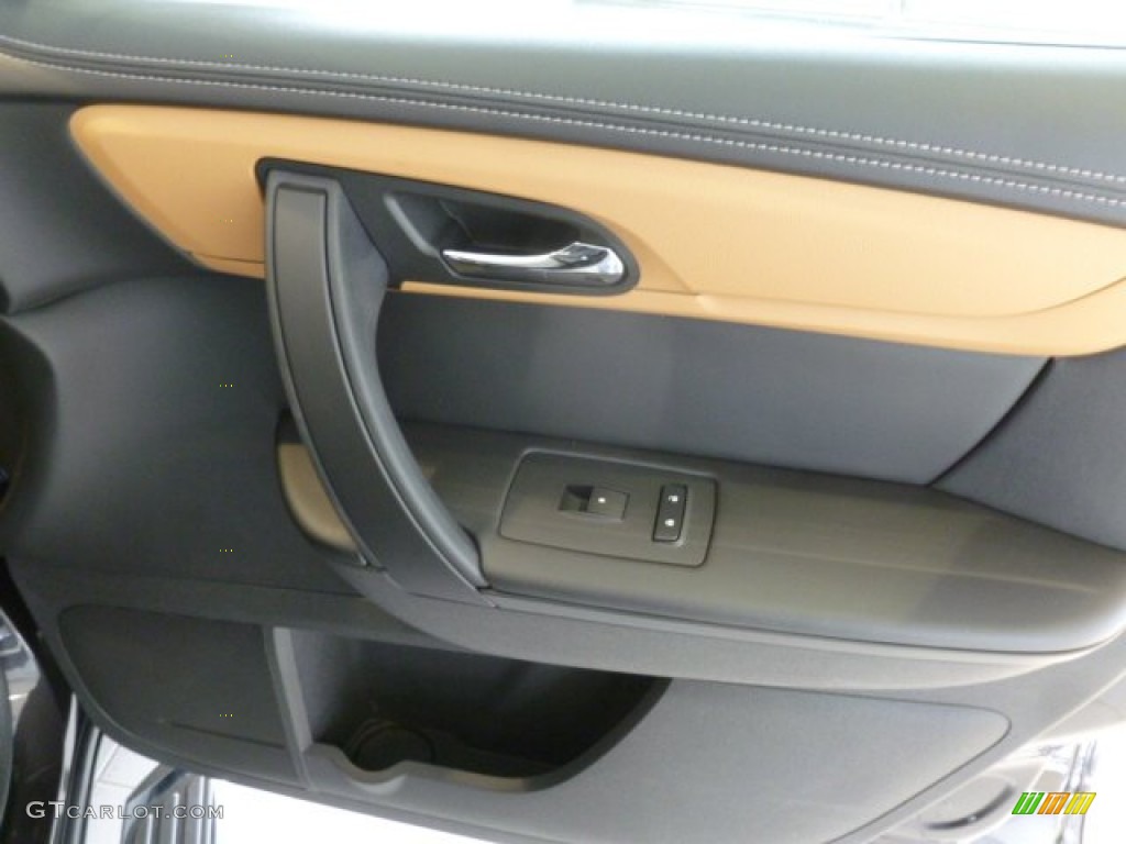 2013 Chevrolet Traverse LT AWD Ebony/Mojave Door Panel Photo #72976296