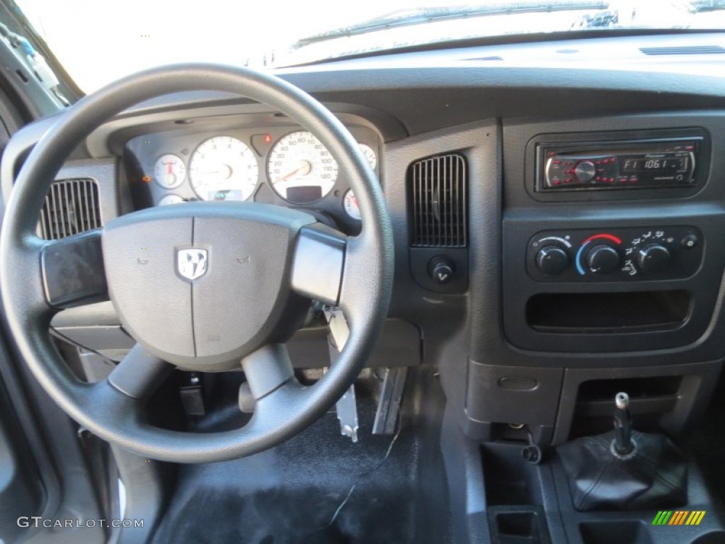 2004 Ram 1500 ST Regular Cab - Graphite Metallic / Dark Slate Gray photo #28