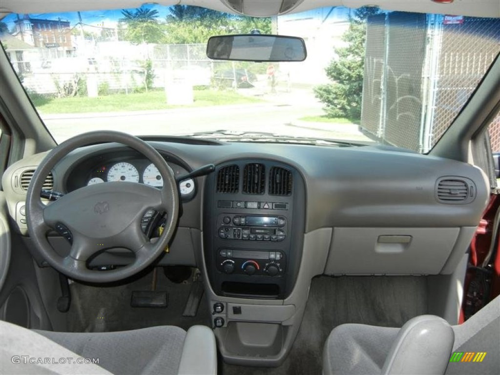 2002 Dodge Caravan Sport Dashboard Photos