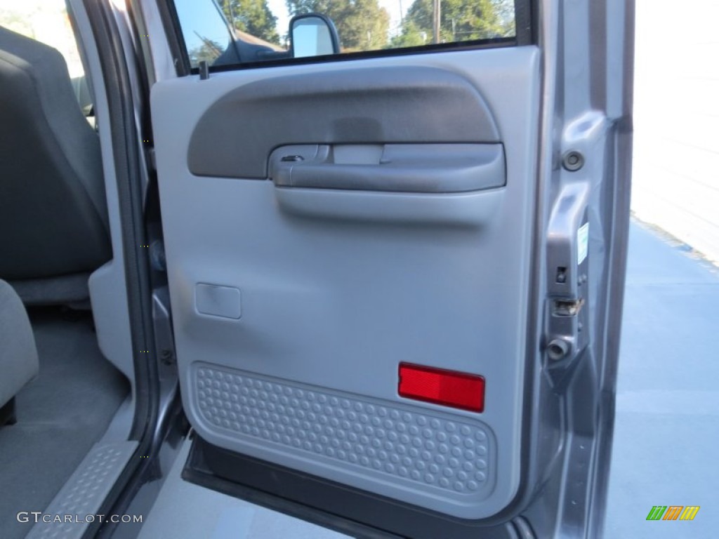 2003 Ford F250 Super Duty XLT Crew Cab Door Panel Photos