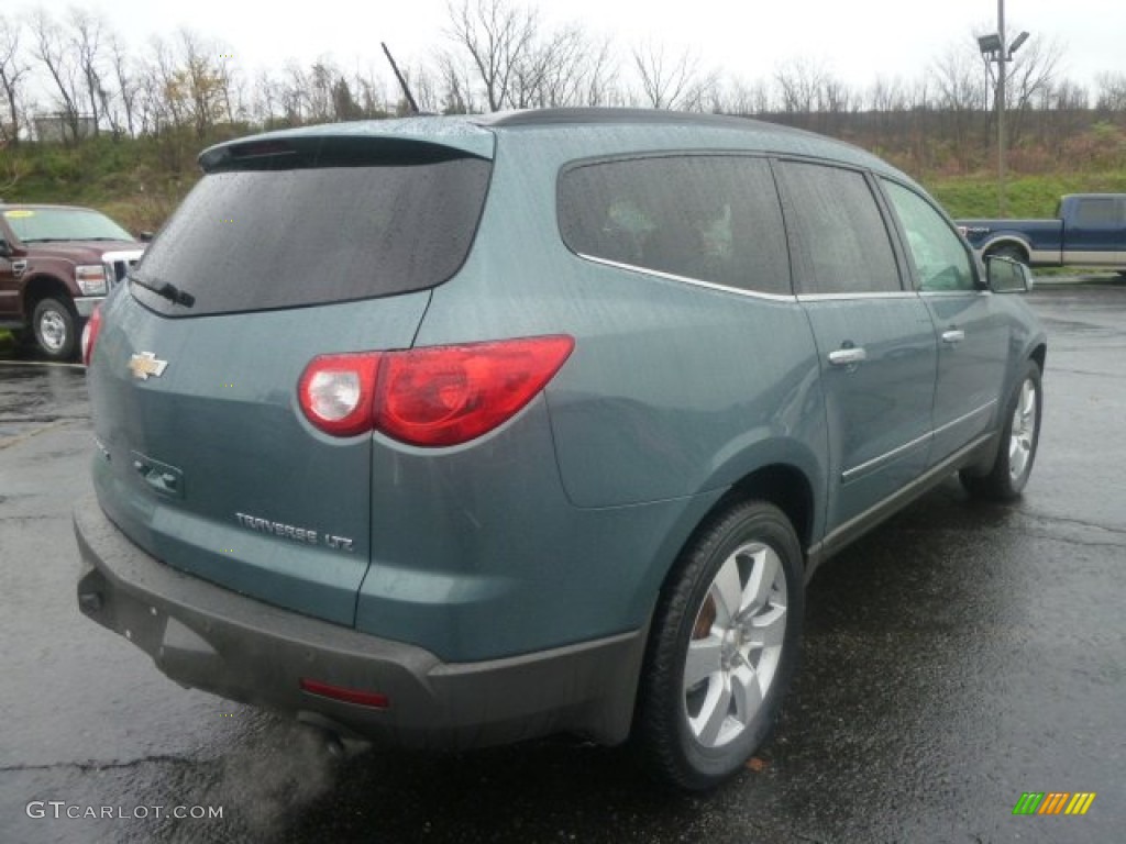 Silver Moss Metallic 2009 Chevrolet Traverse LTZ AWD Exterior Photo #72979473