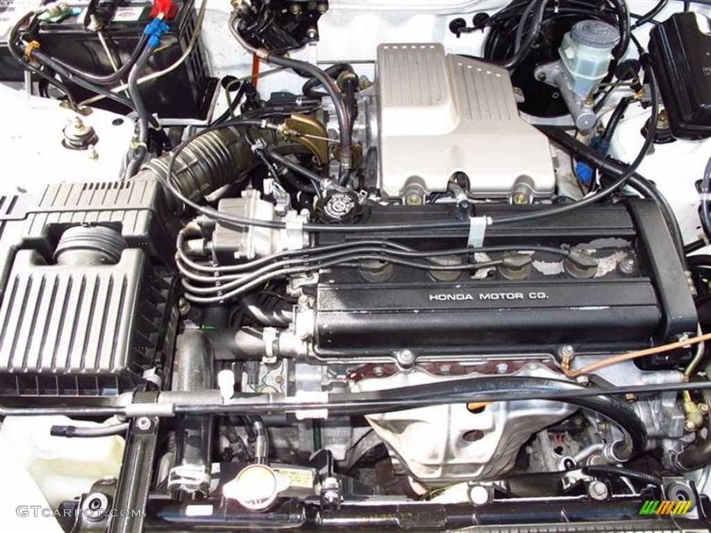 2000 Honda CR-V LX Engine Photos