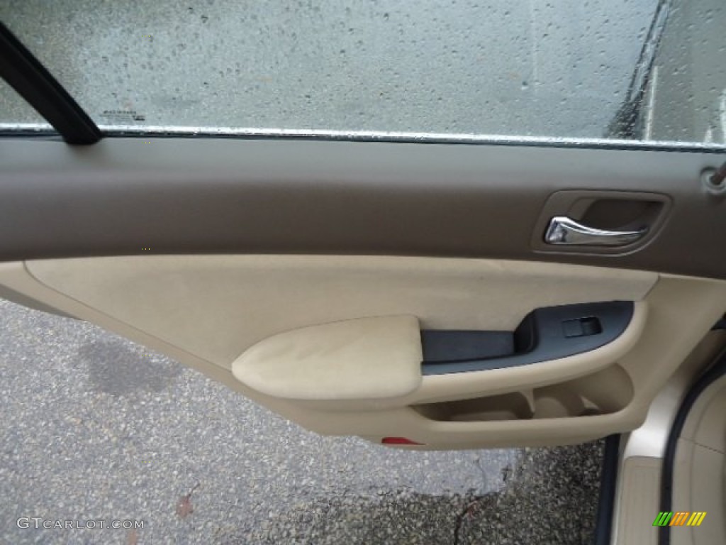 2003 Accord LX Sedan - Desert Mist Metallic / Ivory photo #14