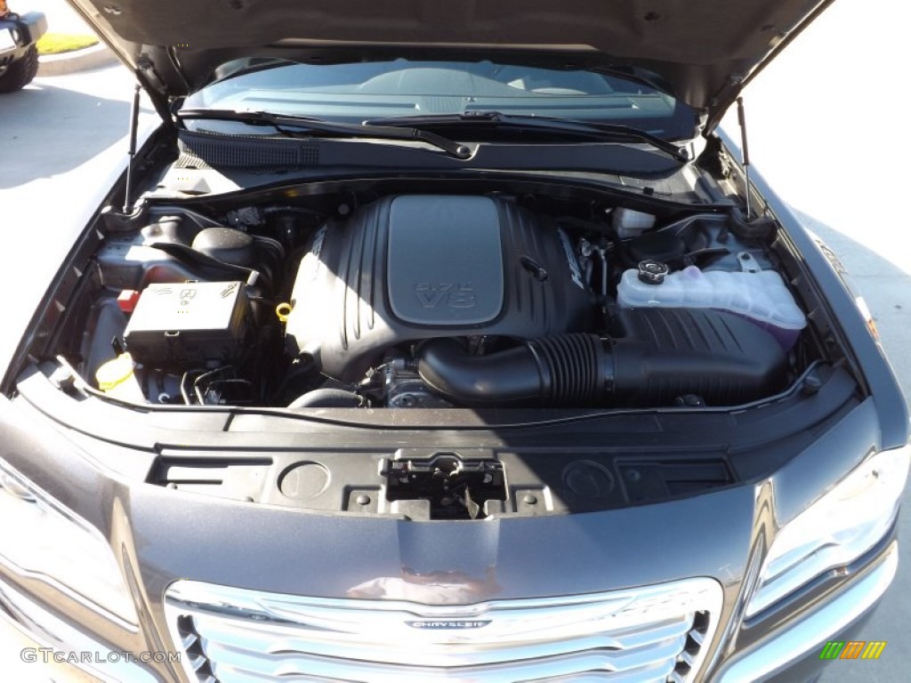 2013 Chrysler 300 C 5.7 liter HEMI OHV 16-Valve VVT V8 Engine Photo #72981402