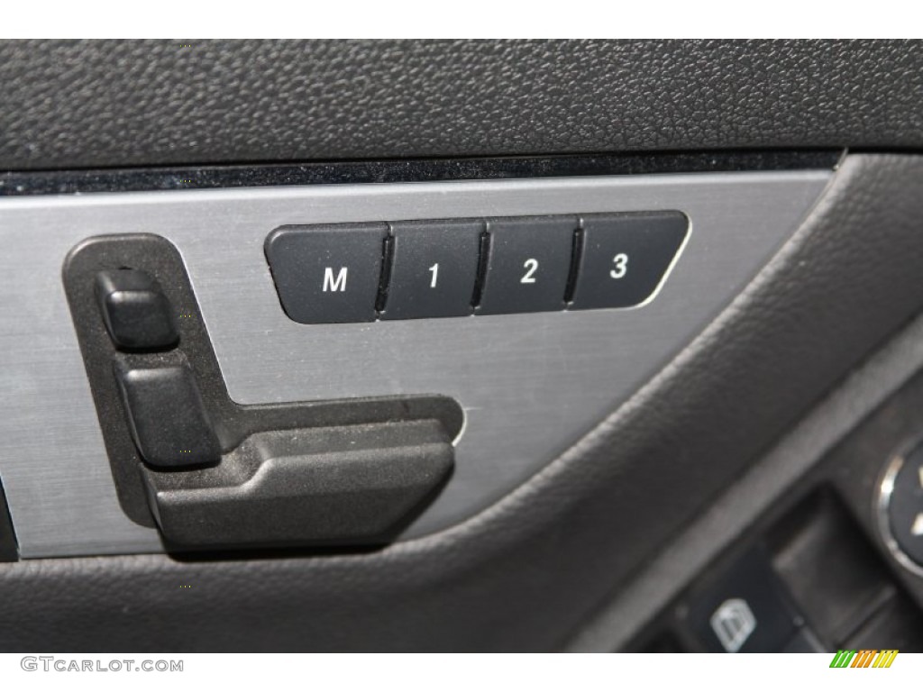2009 Mercedes-Benz C 300 Sport Controls Photo #72982763