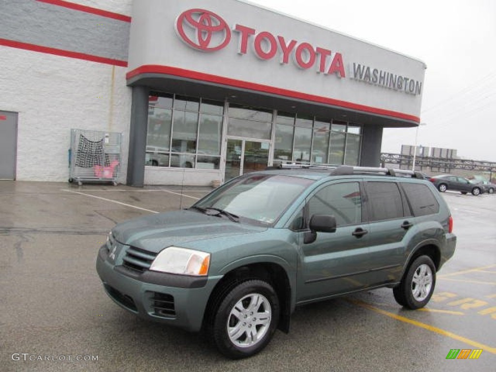 2004 Endeavor LS AWD - Machine Green Metallic / Charcoal Gray photo #1