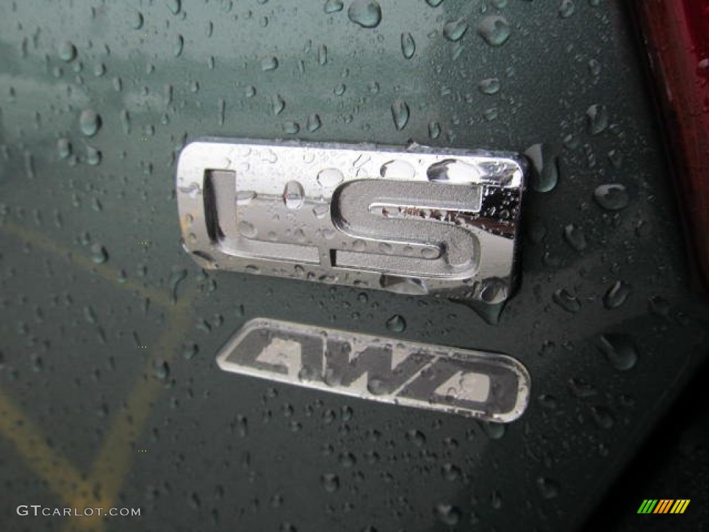 2004 Endeavor LS AWD - Machine Green Metallic / Charcoal Gray photo #7