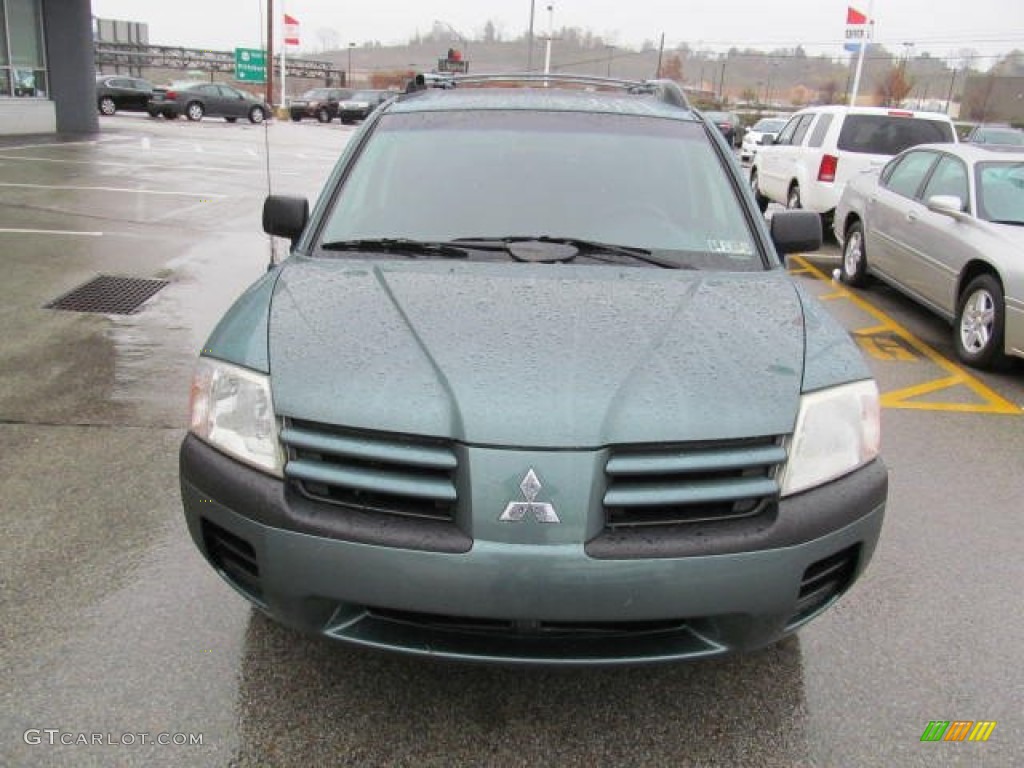 2004 Endeavor LS AWD - Machine Green Metallic / Charcoal Gray photo #11