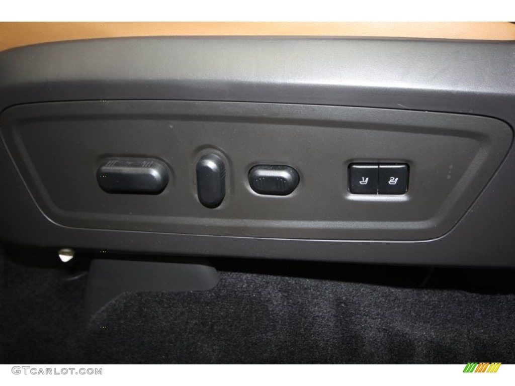 2011 Lincoln Navigator Limited Edition Controls Photo #72988662