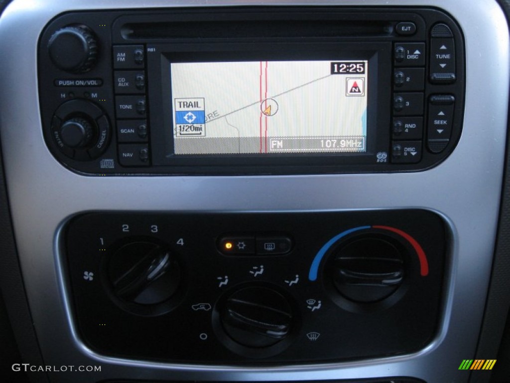 2006 Jeep Liberty CRD Limited 4x4 Navigation Photos