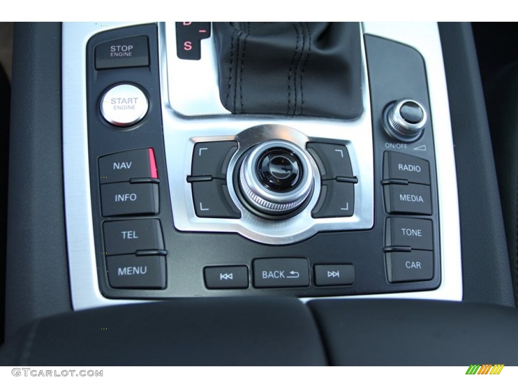 2013 Audi Q7 3.0 S Line quattro Controls Photo #72995659