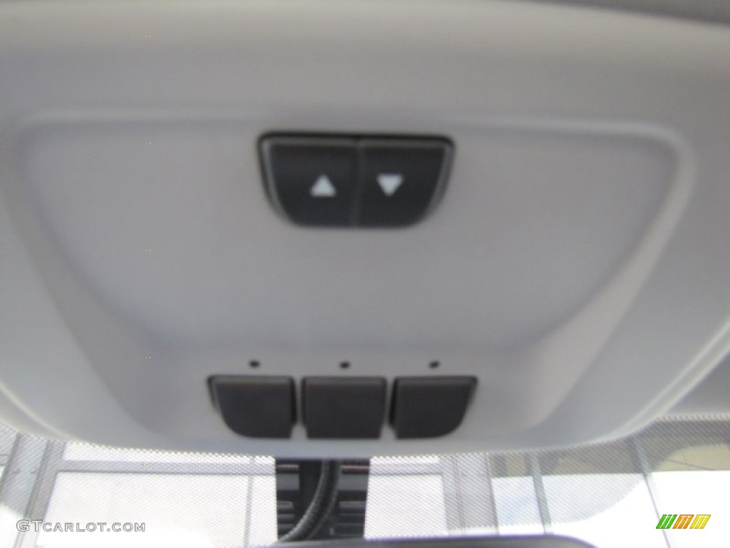 2012 Impala LTZ - Summit White / Gray photo #25