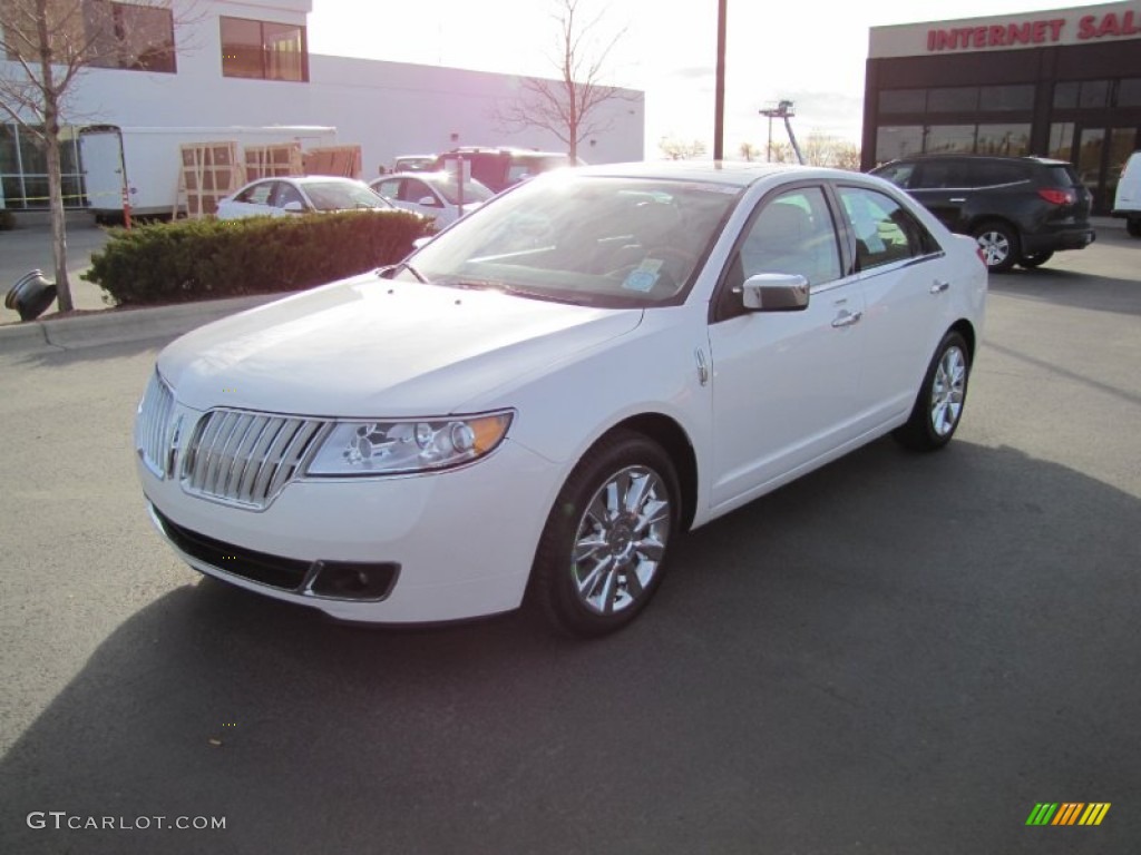 White Platinum Tri-Coat Lincoln MKZ