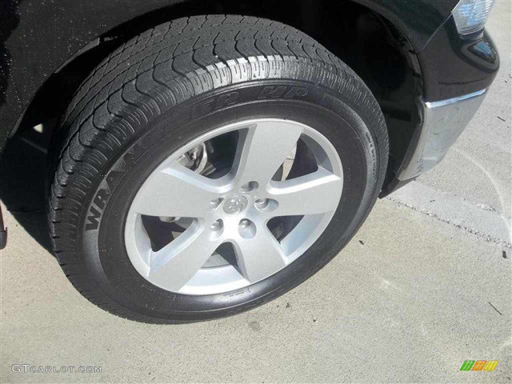 2011 Ram 1500 Lone Star Crew Cab - Brilliant Black Crystal Pearl / Dark Slate Gray/Medium Graystone photo #4