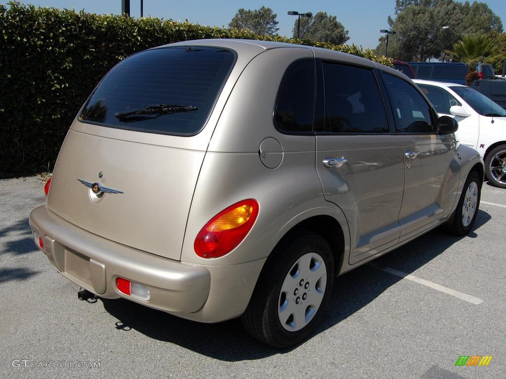 2005 PT Cruiser  - Linen Gold Metallic Pearl / Taupe/Pearl Beige photo #3