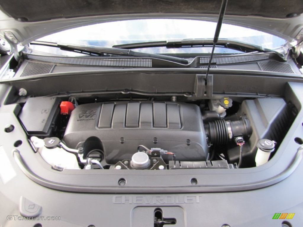 2011 Traverse LS AWD - Silver Ice Metallic / Dark Gray/Light Gray photo #26