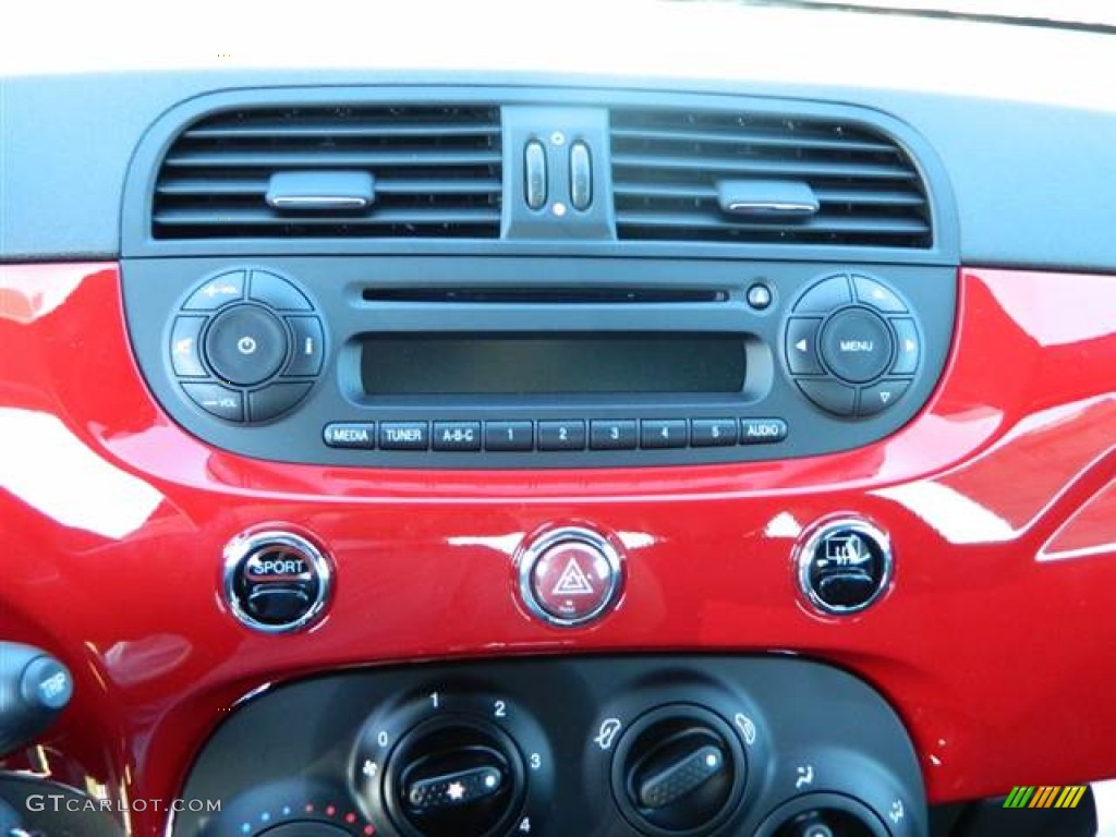 2013 Fiat 500 Sport Audio System Photo #72999530