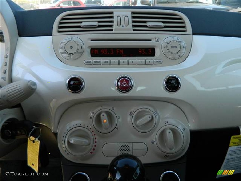 2013 Fiat 500 Pop Controls Photo #73000972