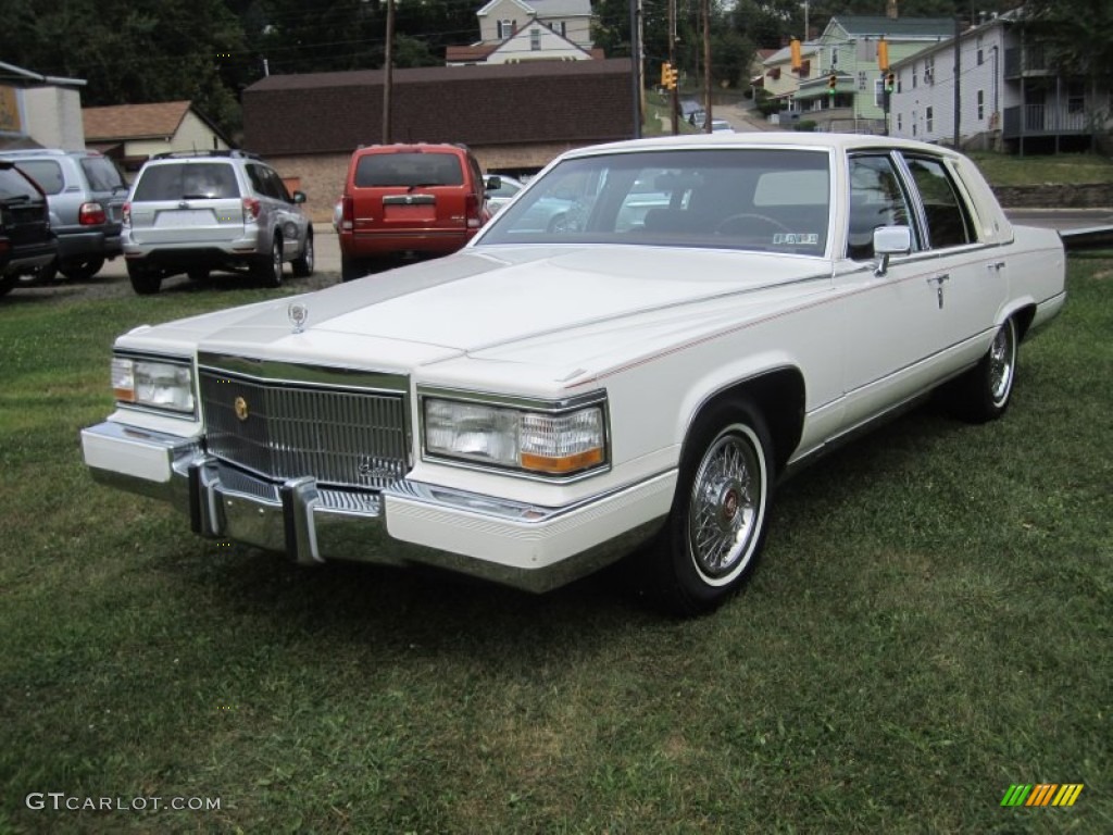 1990 Cadillac Brougham Standard Brougham Model Exterior Photos