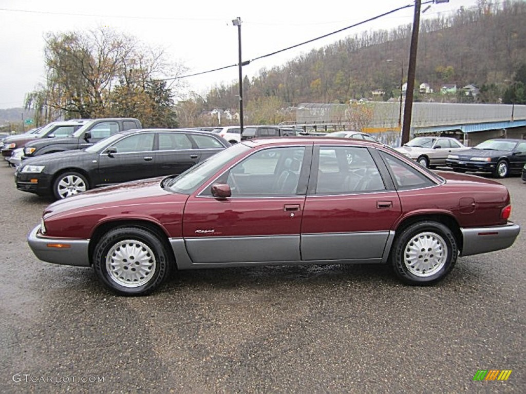 Medium Garnet Red Metallic 1996 Buick Regal Gran Sport Sedan Exterior Photo #73004492