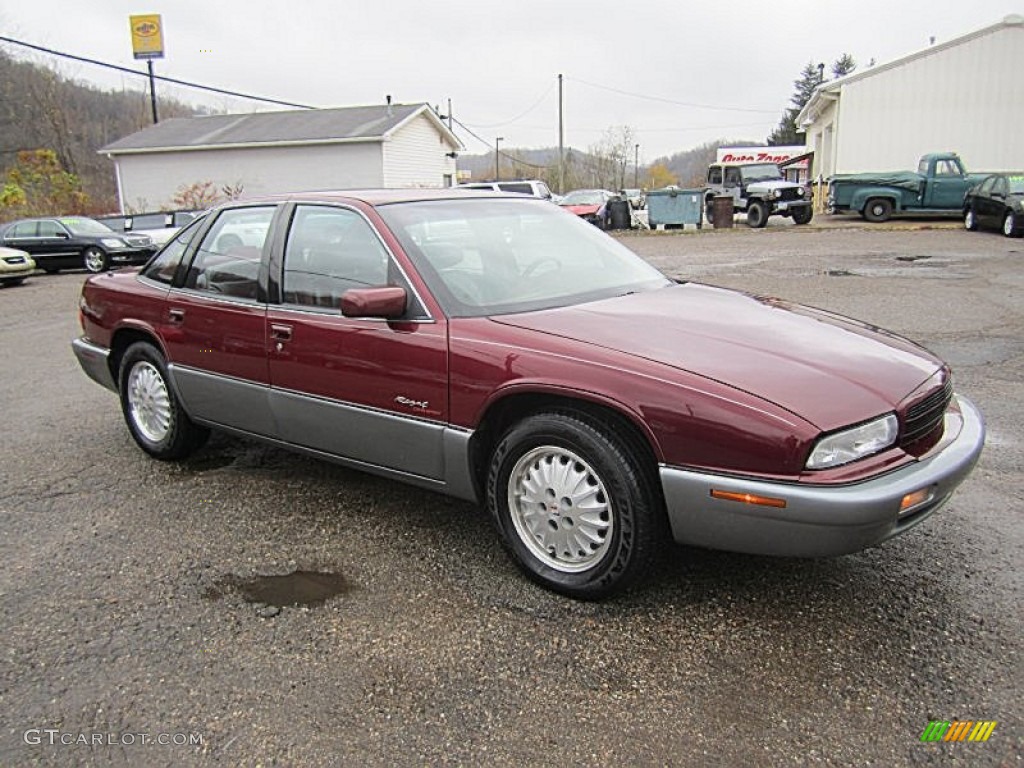 1996 Regal Gran Sport Sedan - Medium Garnet Red Metallic / Red photo #9