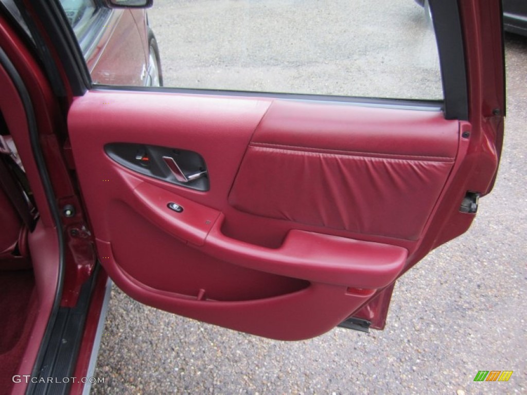 1996 Buick Regal Gran Sport Sedan Red Door Panel Photo #73004944