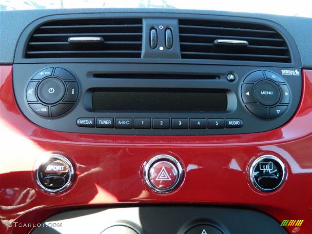 2013 Fiat 500 Lounge Audio System Photo #73005526