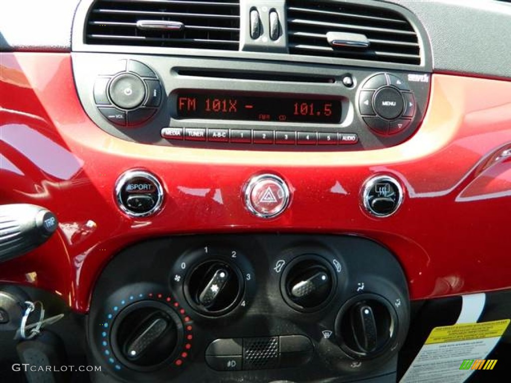 2013 Fiat 500 Sport Controls Photo #73006599