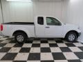 Avalanche White - Frontier XE King Cab Photo No. 24