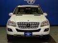 Arctic White - ML 350 4Matic Photo No. 2