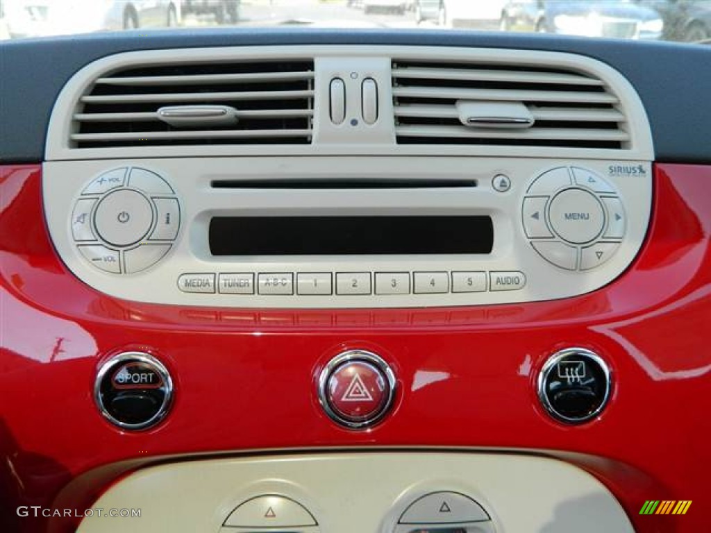 2013 Fiat 500 Lounge Audio System Photos