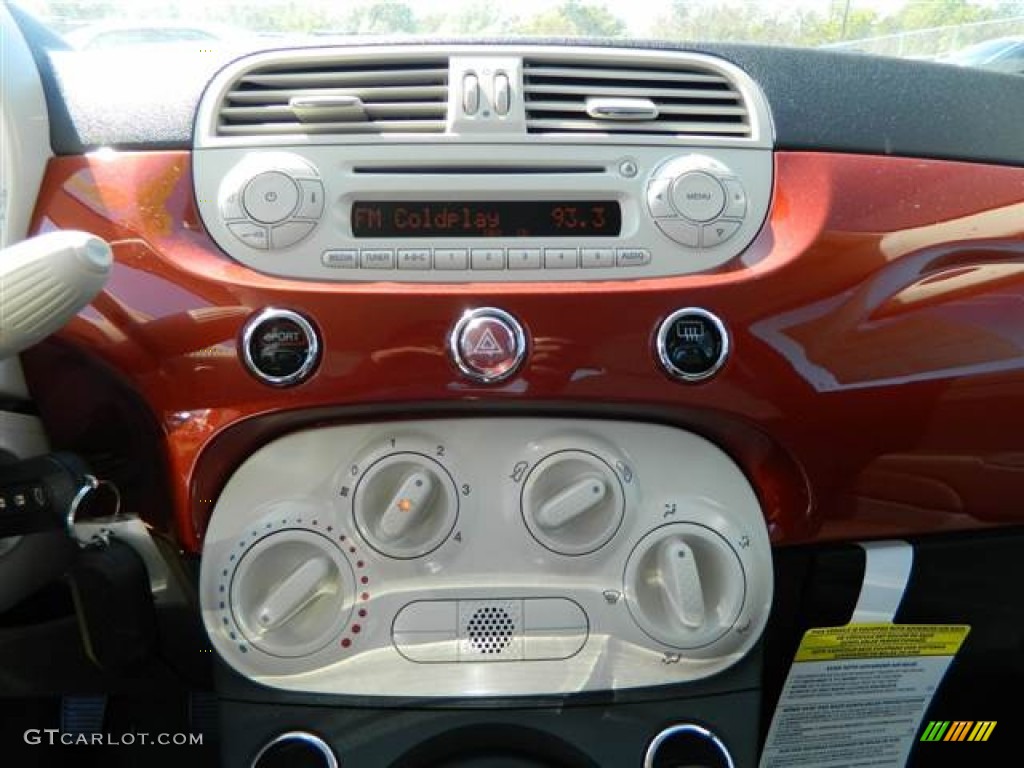 2013 Fiat 500 Pop Controls Photo #73011493