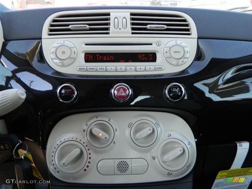 2013 Fiat 500 Pop Controls Photo #73011907