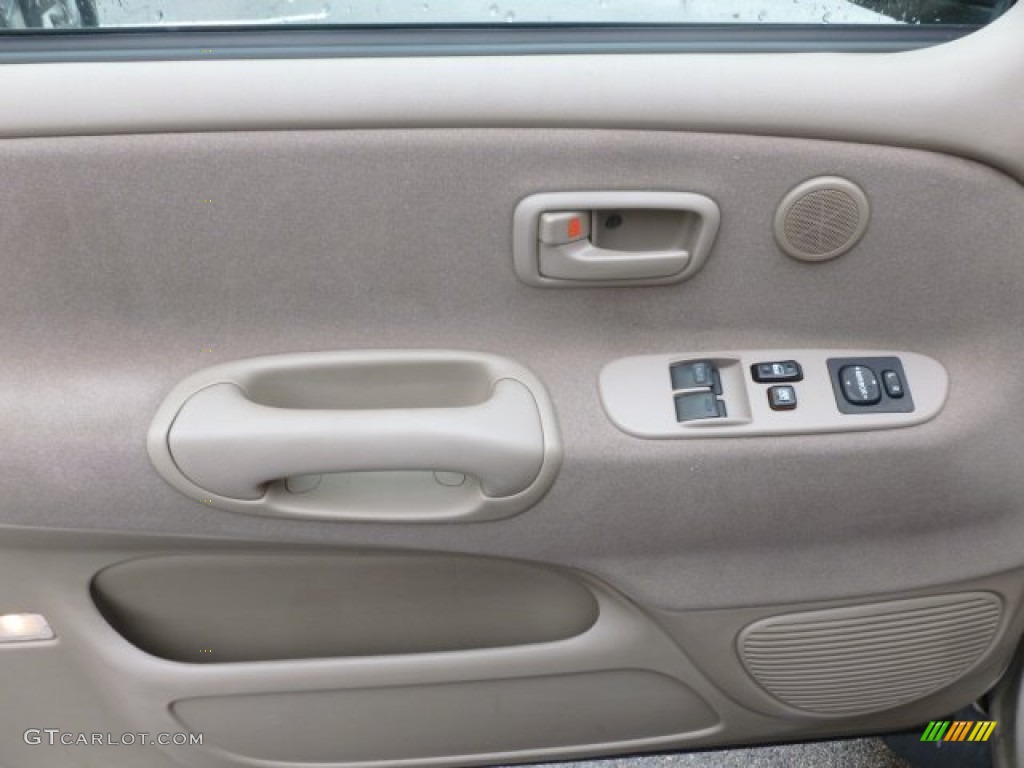 2004 Tundra SR5 Access Cab 4x4 - Desert Sand Mica / Oak photo #17