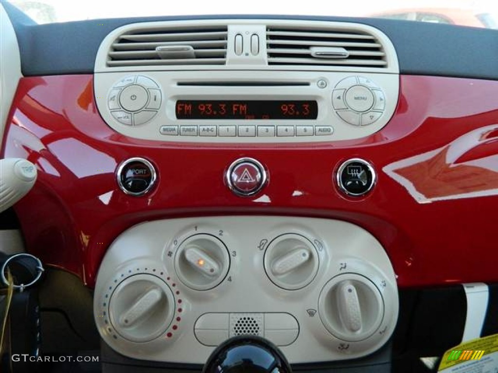 2013 Fiat 500 Pop Controls Photo #73013749