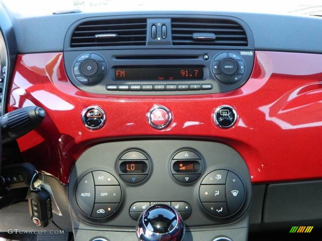 2013 Fiat 500 Sport Controls Photo #73014358